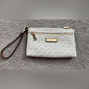 Michael Kors Clutch/Wristlet - SOLD